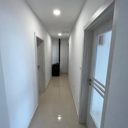 Apartment Apartman Kipkop Gradac