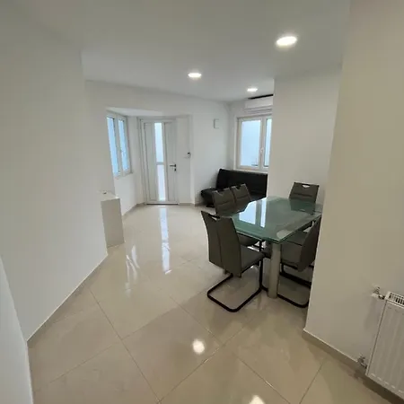 Apartment Apartman Kipkop *